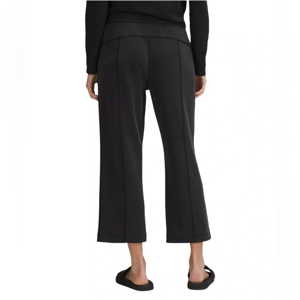 Lululemon Softstreme High-rise Straight Cropped Pant Sz 2 Black